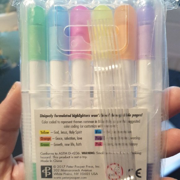 *SOLD* Bible Highlighters, flip & stand Hard Plastic Case, Acidfree Non Smudging - Picture 4 of 6